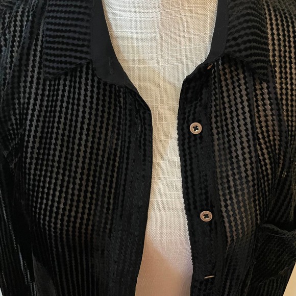 Anthropologie Akemi + Kin Black Sheer Long Sleeve Button-Down Tunic Size M - Picture 5 of 7